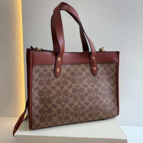 Coach Leatherware - Tan Apricot
